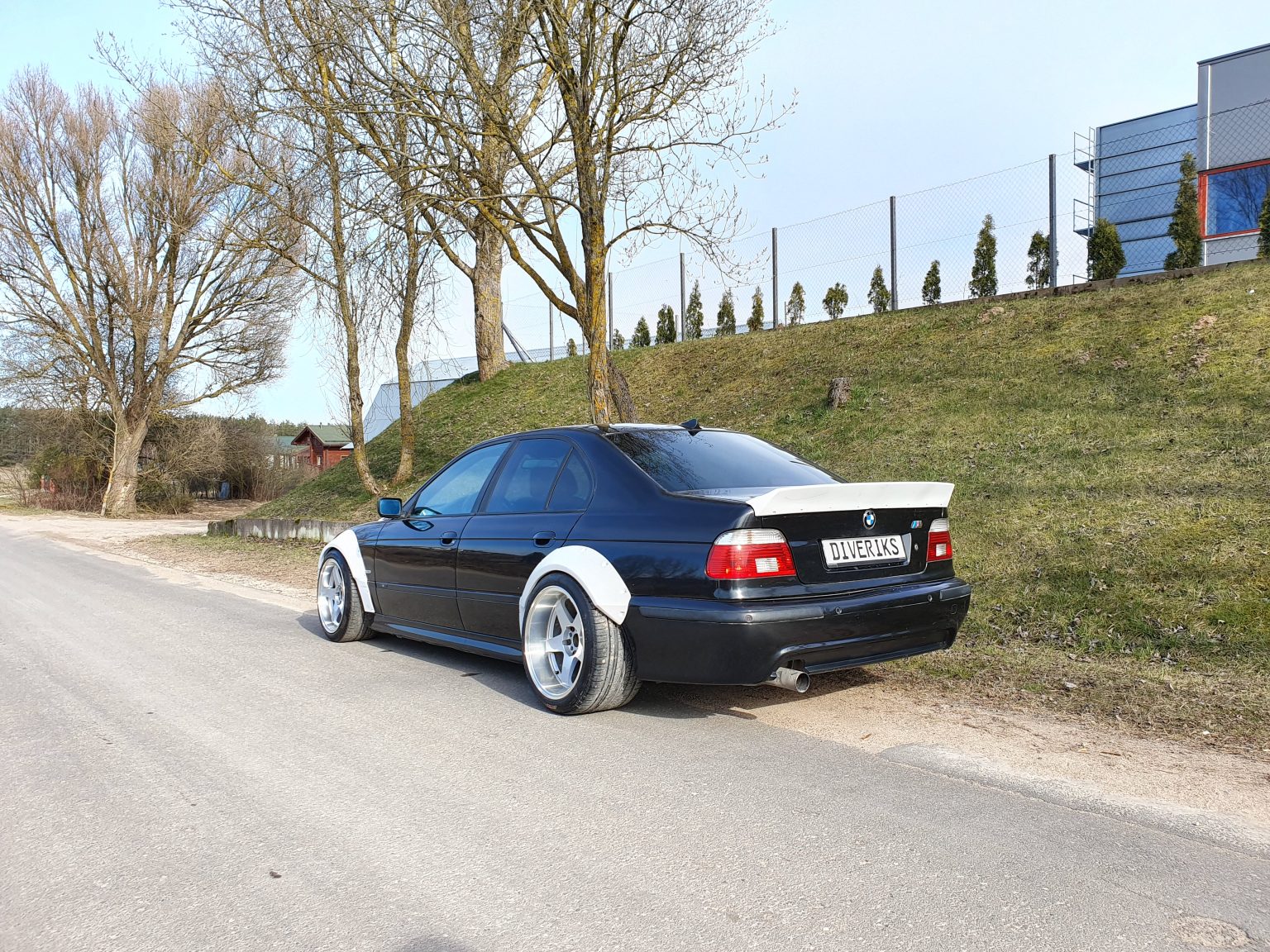 BMW E39 rear spoiler – Diveriksperformance.com :: BMW lightweight ...